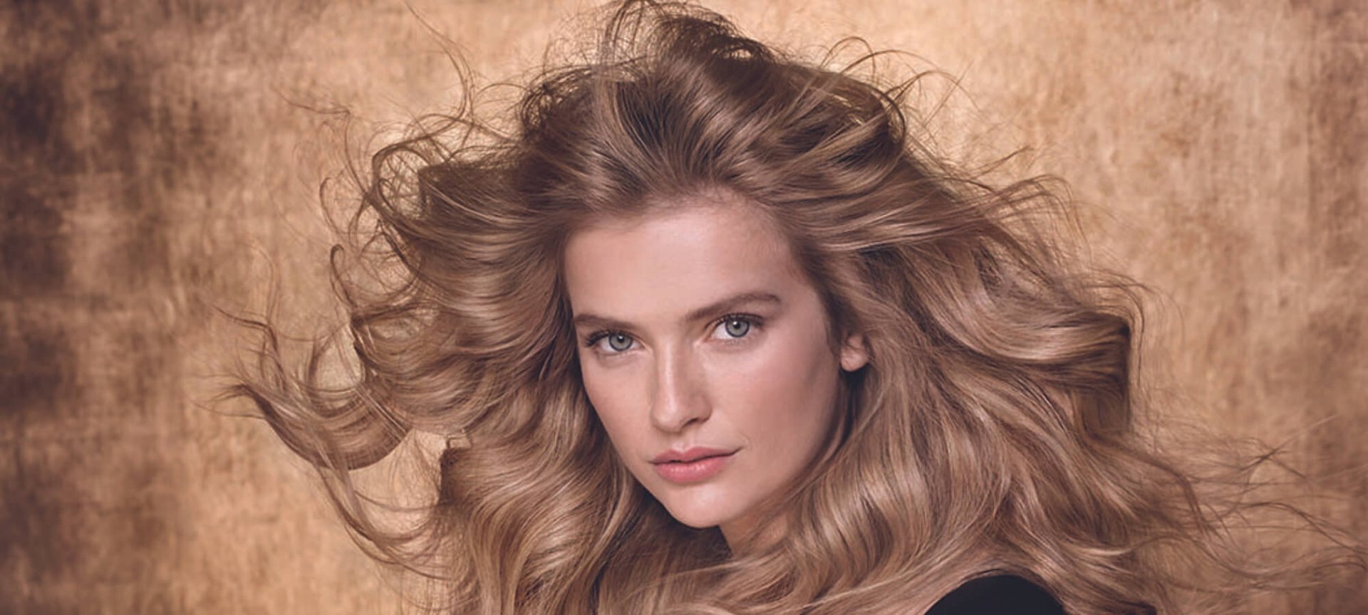 biondo-miele-colore-capelli-per-l-estate